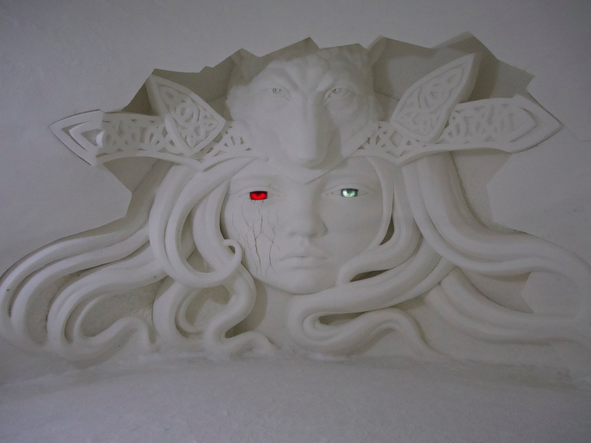 Une nuit dans un hôtel de&nbsp;glace